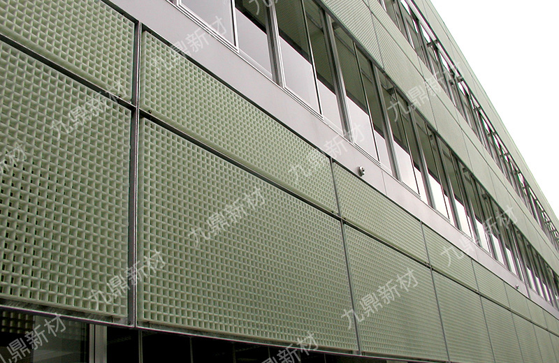  Grating